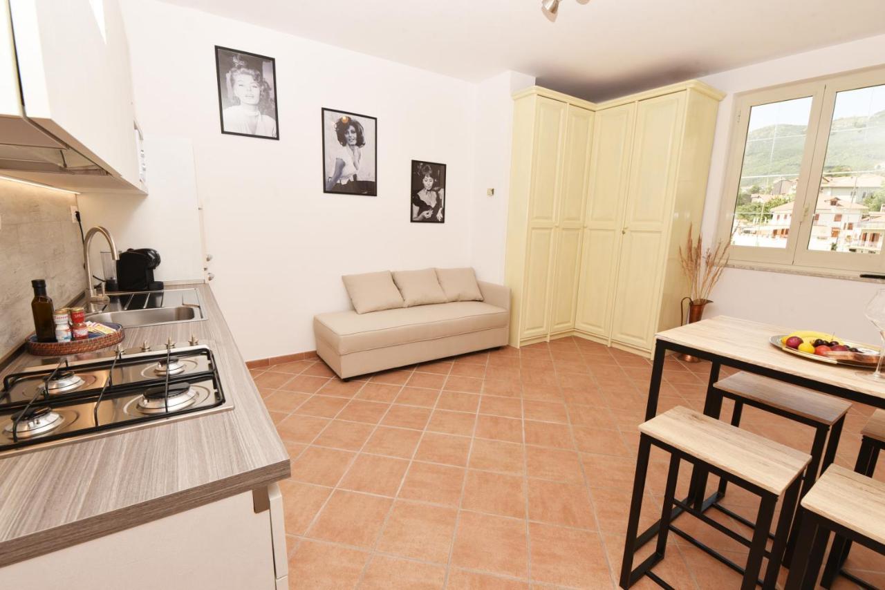 Chez Luke Apartments In アジェーロラ エクステリア 写真