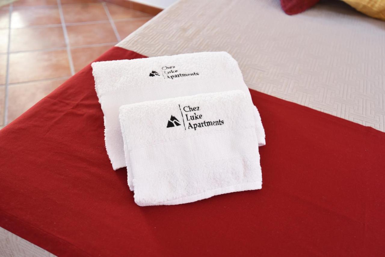 Chez Luke Apartments In アジェーロラ エクステリア 写真