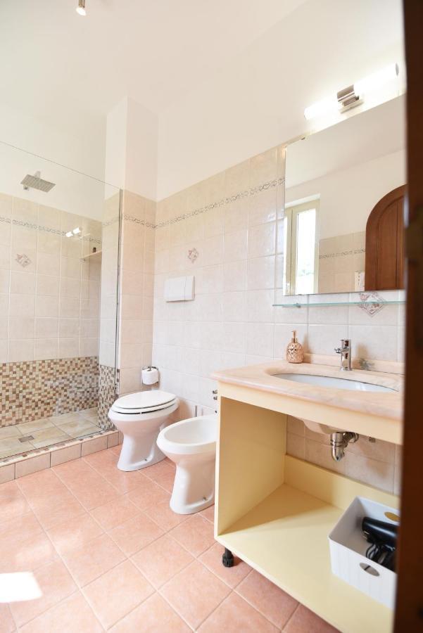 Chez Luke Apartments In アジェーロラ エクステリア 写真