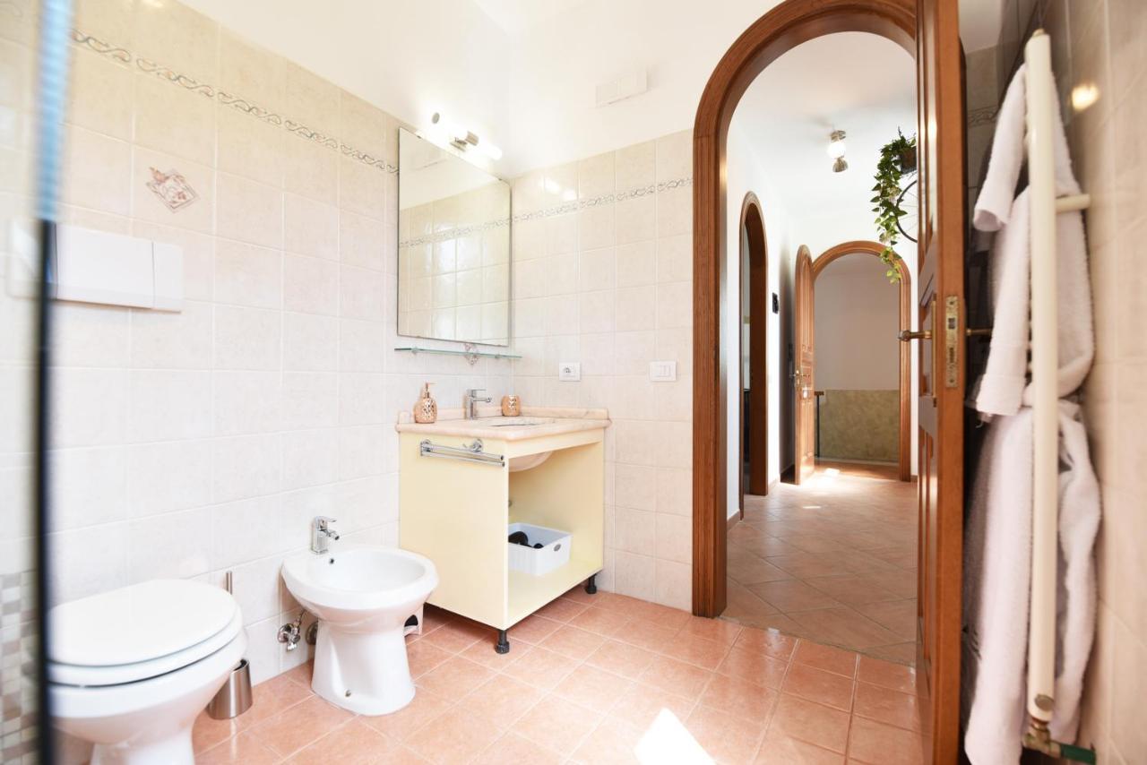 Chez Luke Apartments In アジェーロラ エクステリア 写真