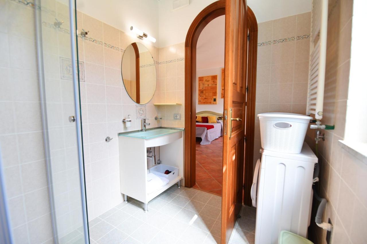 Chez Luke Apartments In アジェーロラ エクステリア 写真