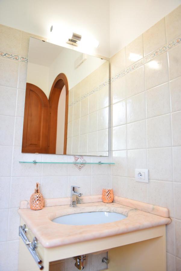 Chez Luke Apartments In アジェーロラ エクステリア 写真